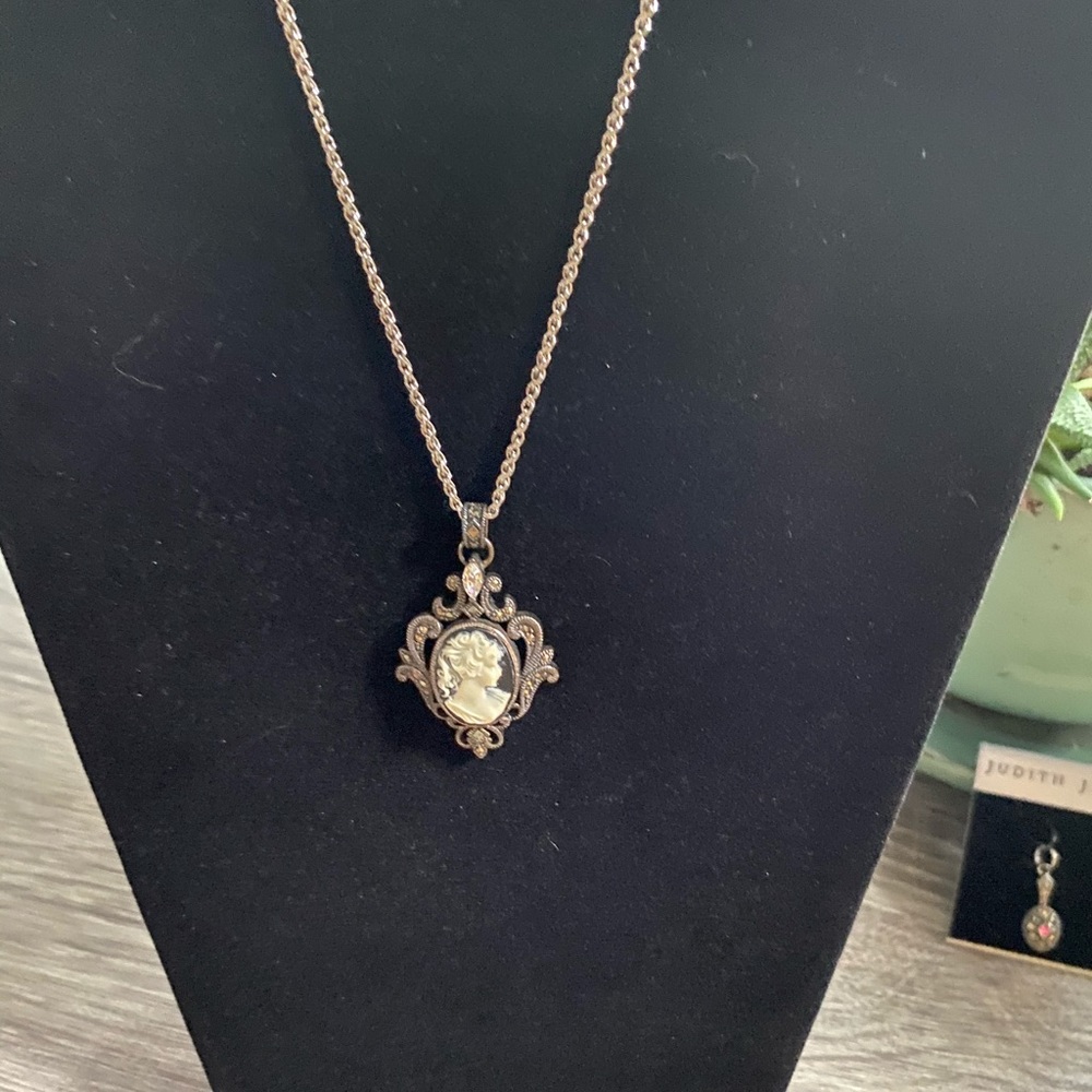 Judith Jack Cameo Necklace New without tag.